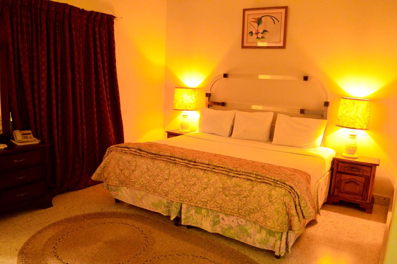 Sahara Dela Mer Inn Montego Bay Exterior foto
